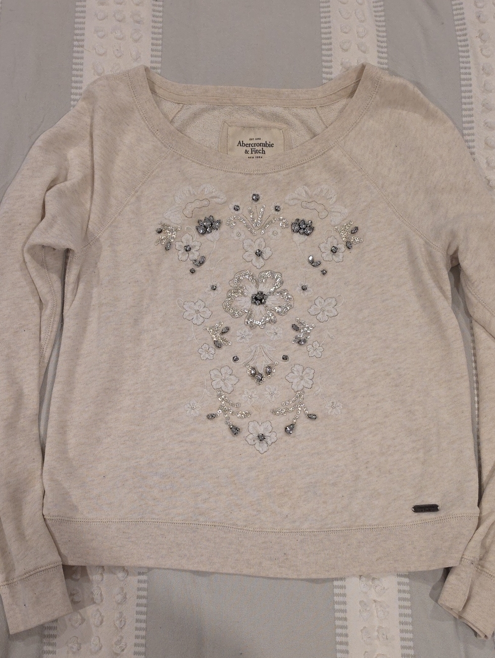 Abercrombie & Fitch Cream Embellished Floral Sweatshirt